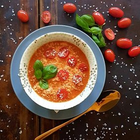 italská rajčatová s parmazánem